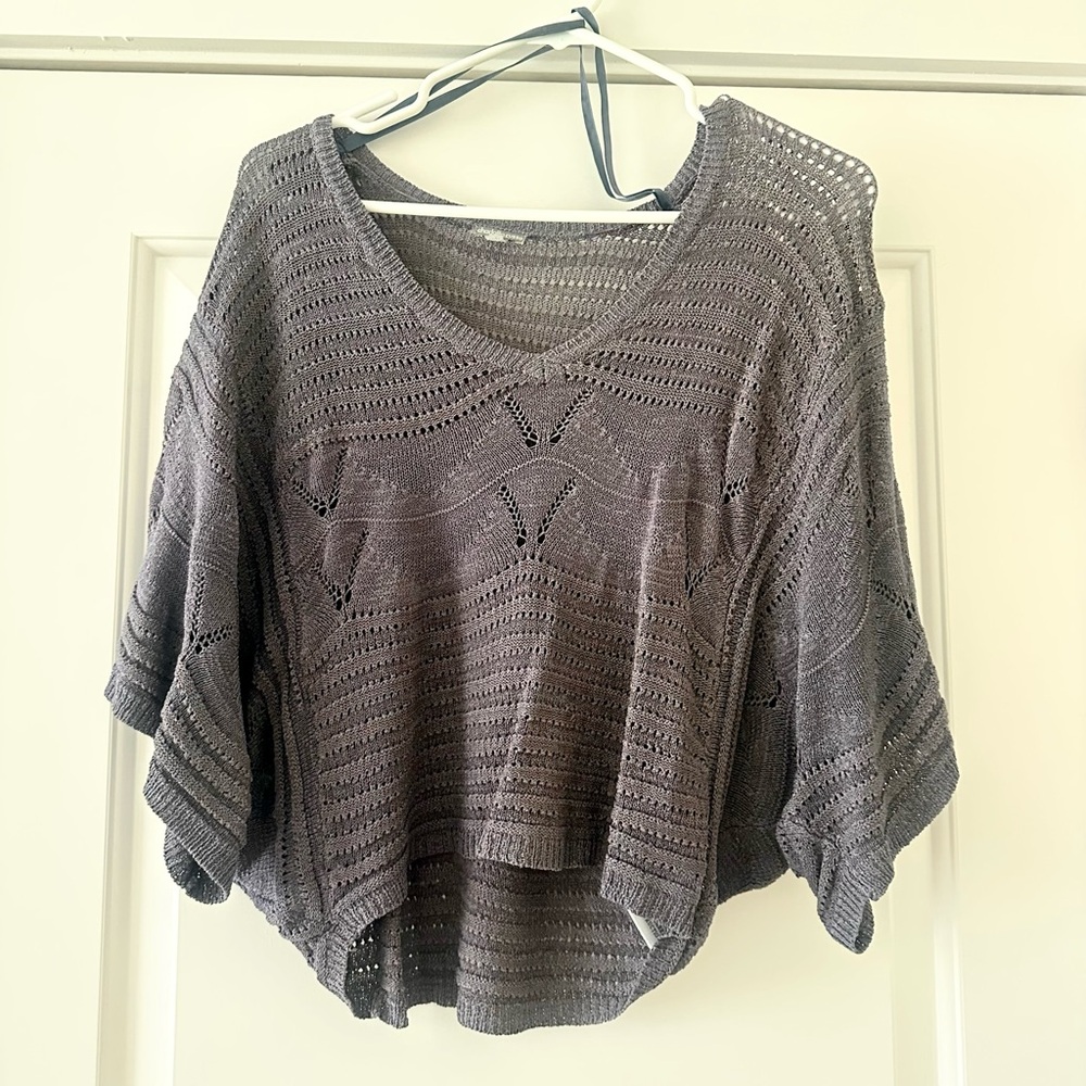 Charlotte Russe Women's V-Neck poncho purplish grey